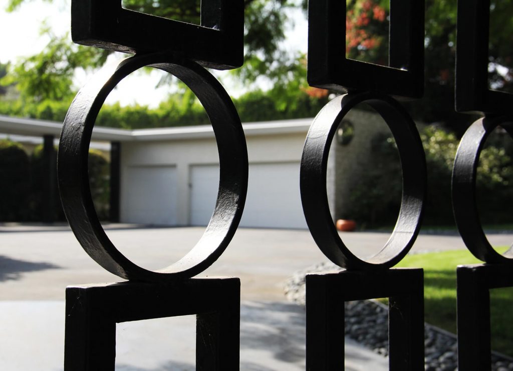 Custom steel gate and inserts