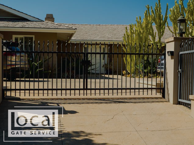 Residential Wrought Iron Dual Swing Driveway Gate
