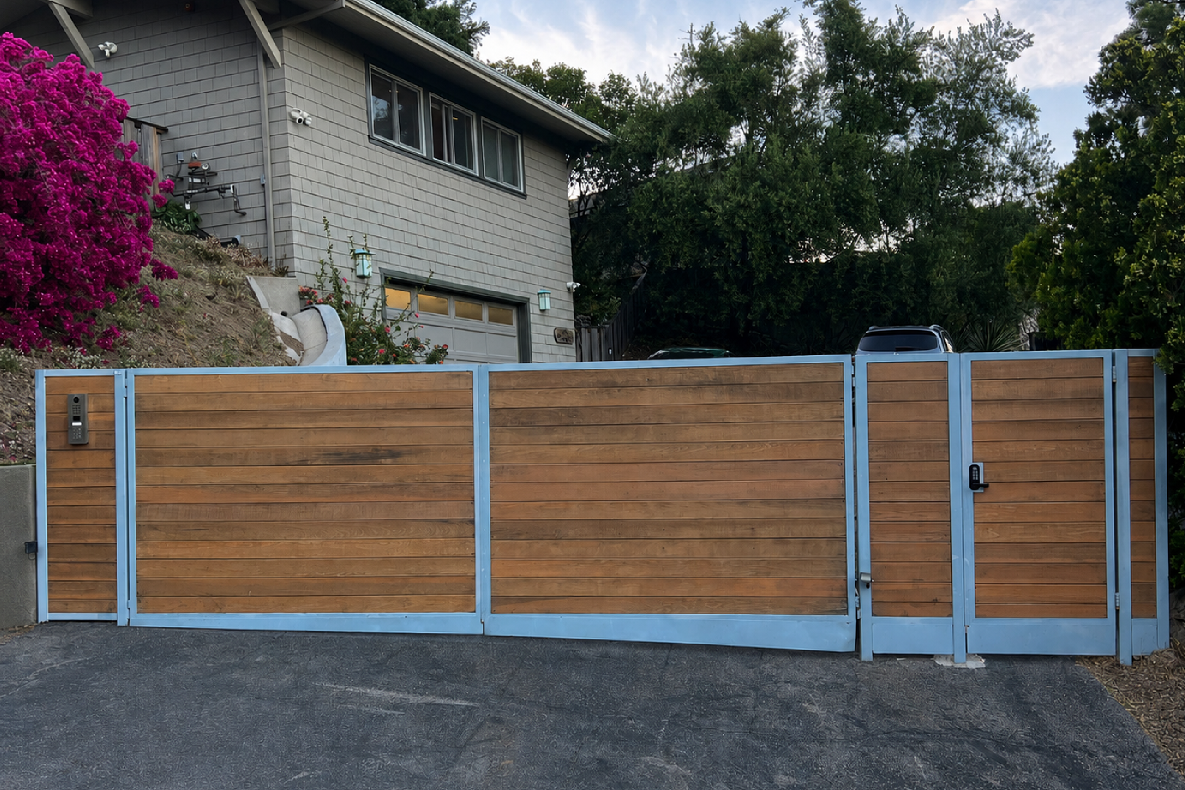 driveway-gate-with-pedestrian-gate-and-access-control-system